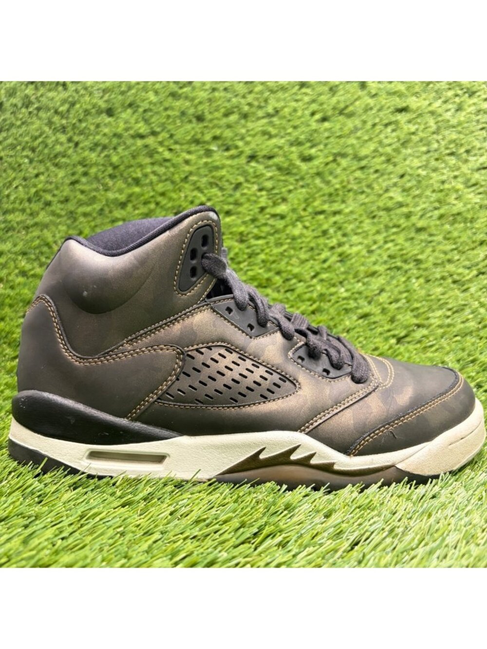Nike Air Jordan 5 Retro Premium Boys Size 6.5Y Black Basketball Shoes Sneakers